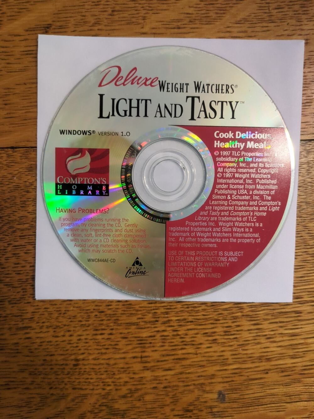 Deluxe Weight Watchers Light and Tasty Recipe CD PC 1997 Win 98/95/3.1 disc only